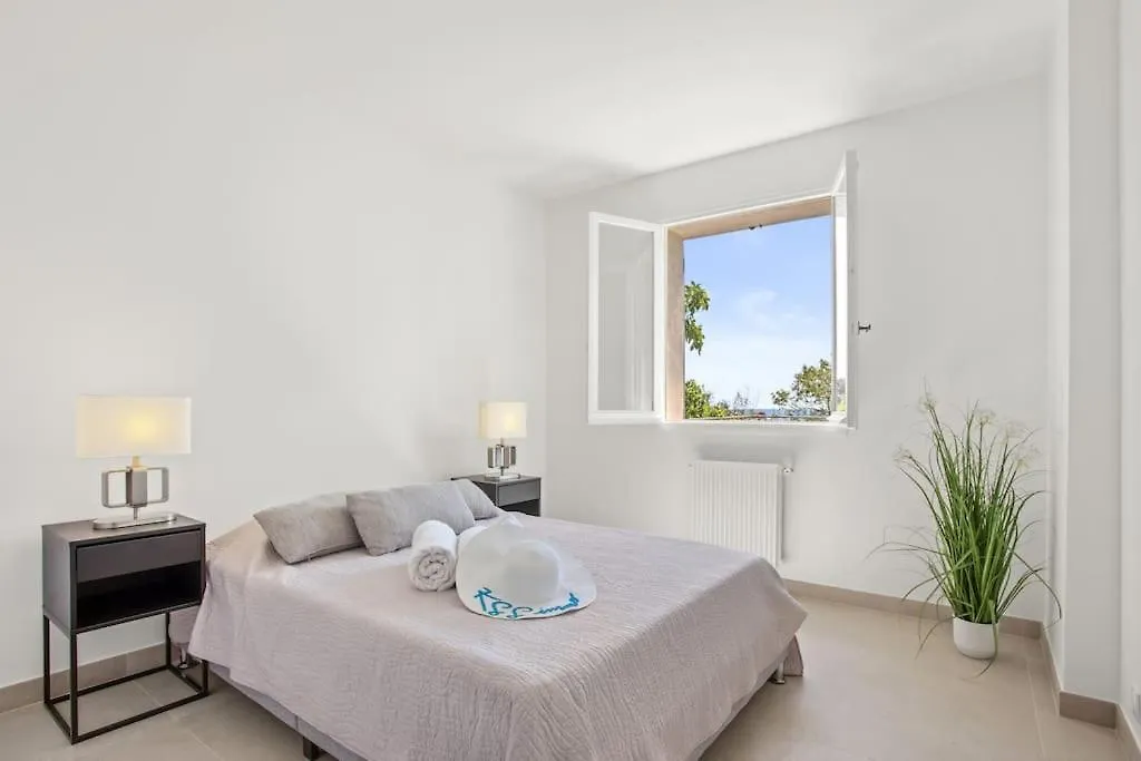 Villa, 8 Pers, Pieds Dans L'Eau Saint-Raphael  Villa Saint-Raphael (Var)
