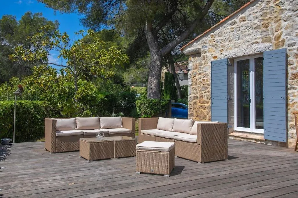 Villa, 8 Pers, Pieds Dans L'Eau Saint-Raphaël 0*,  Francia